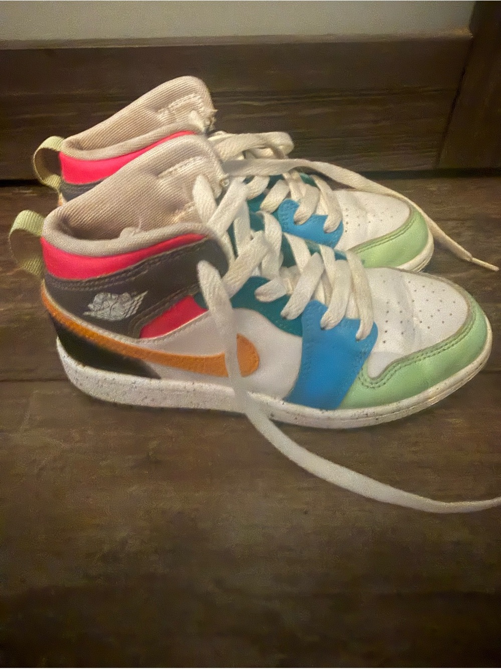 Nike Air Jordan1 mid. Multi color 1 youth